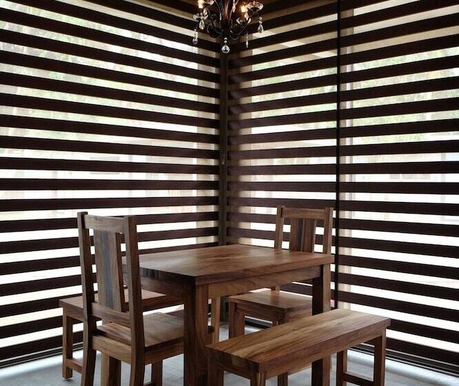 بنسيون Veue Beach Cabins