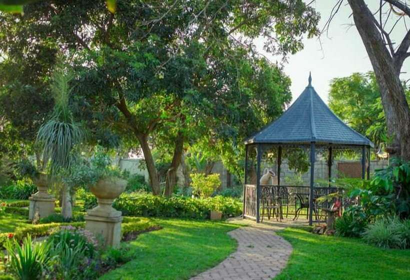 پانسیون Villa Emile Events And Hire