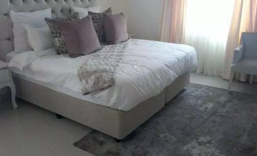 پانسیون Villa Emile Events And Hire