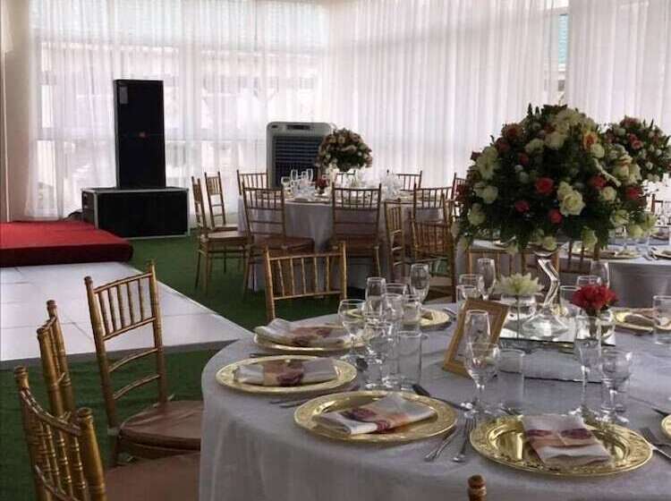 پانسیون Villa Emile Events And Hire