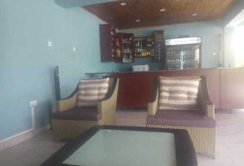 پانسیون Villa Emile Events And Hire