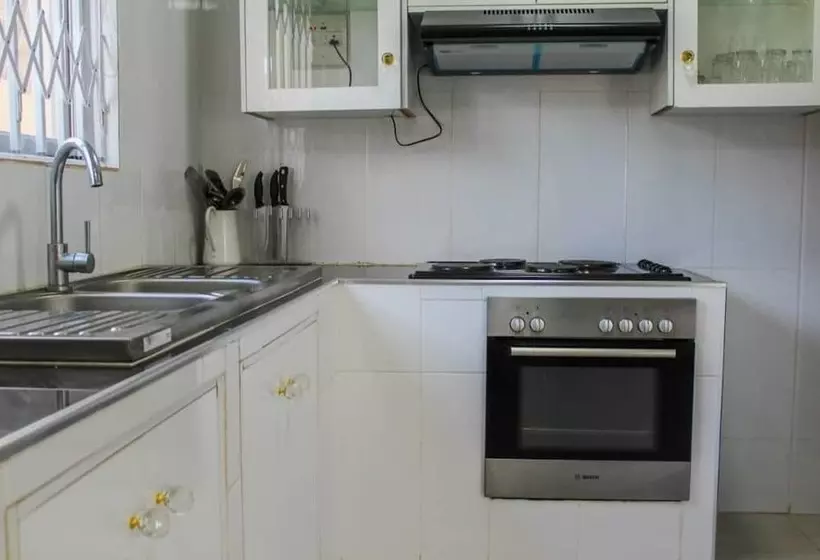 پانسیون Villa Emile Events And Hire