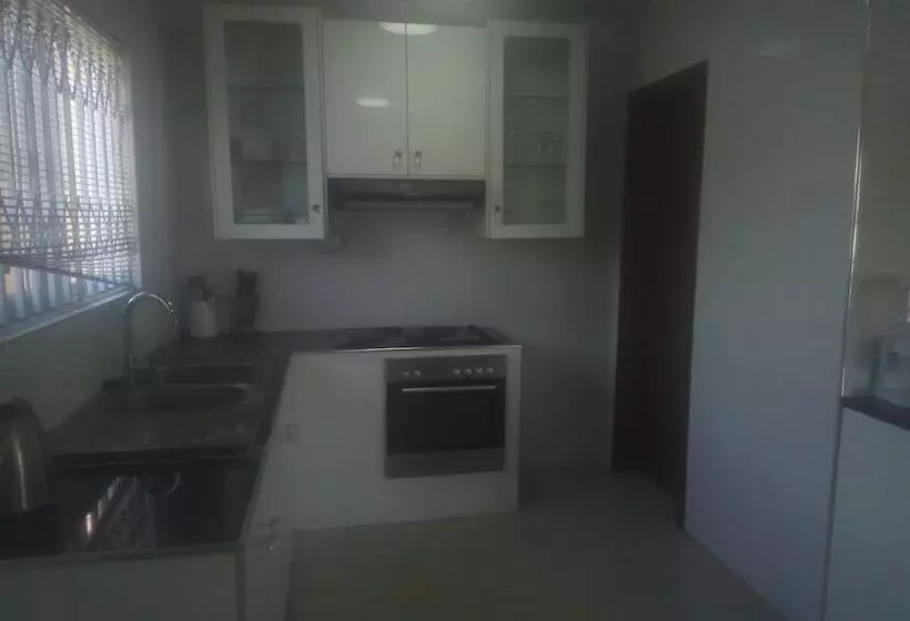 پانسیون Villa Emile Events And Hire