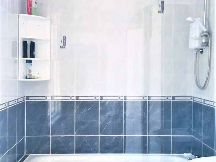 Seaways Holiday Home