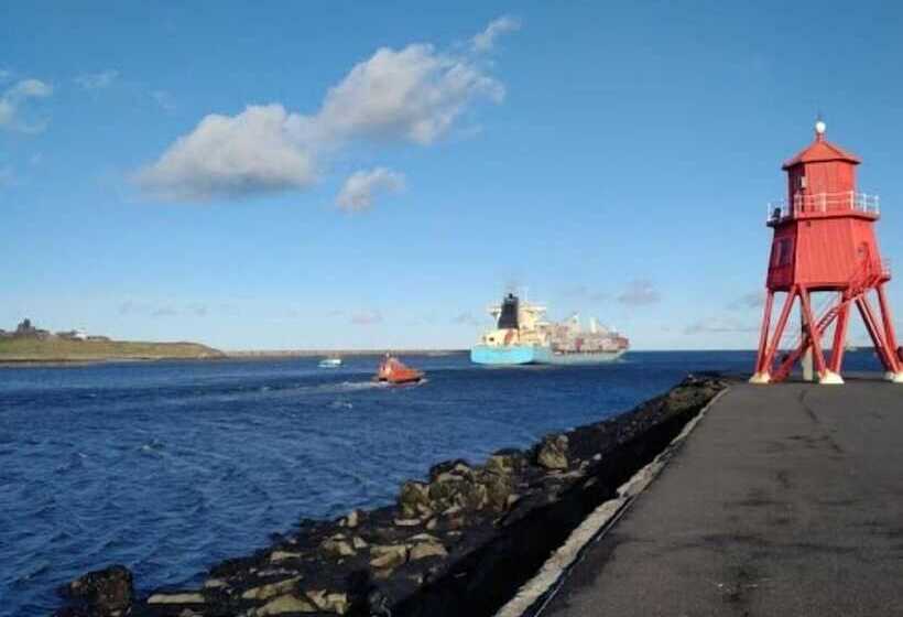 Seaways Holiday Home