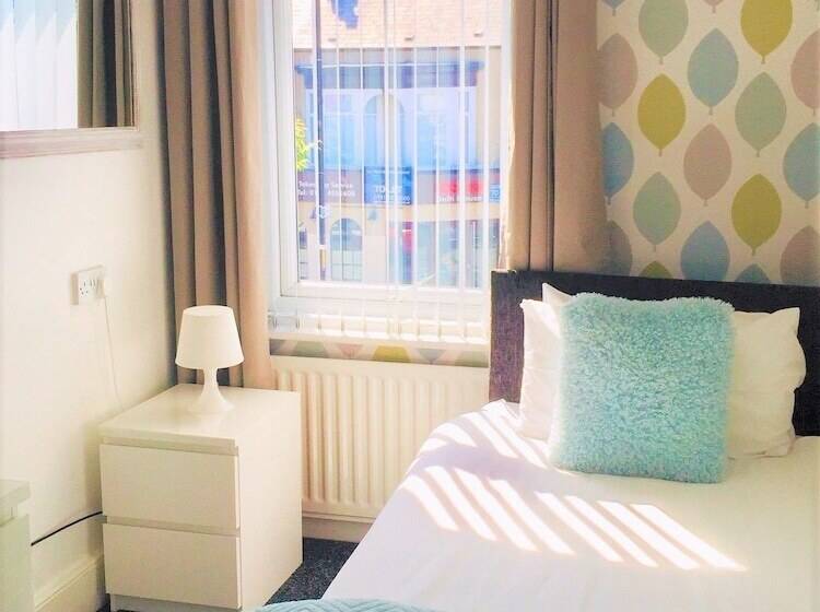 Seaways Holiday Home