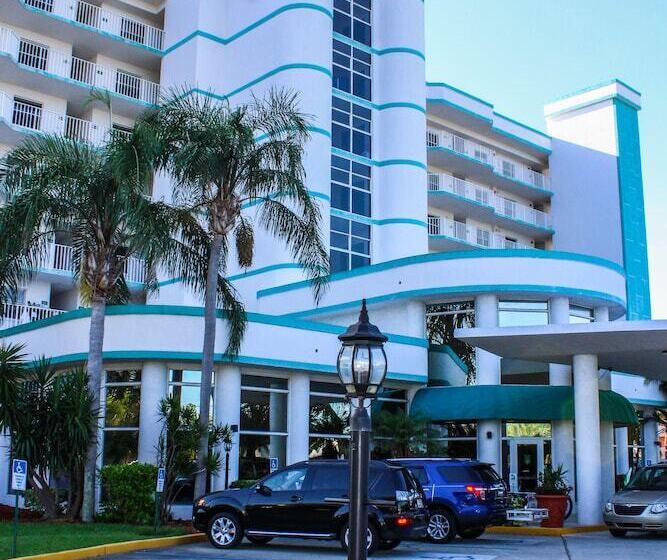 Discovery Beach Resort