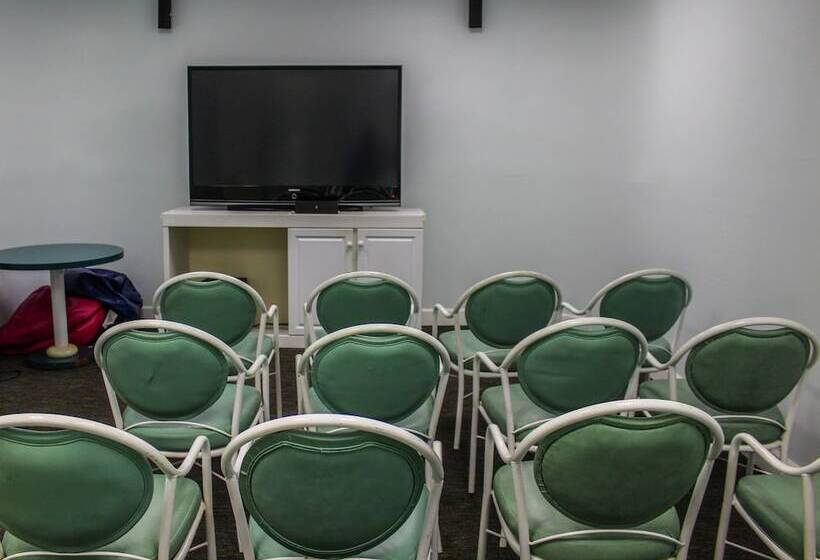 Discovery Beach Resort