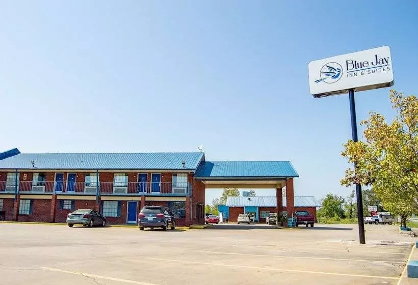 호텔 Blue Jay Inn & Suites