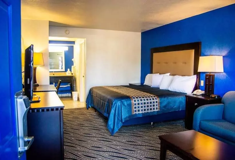 호텔 Blue Jay Inn & Suites