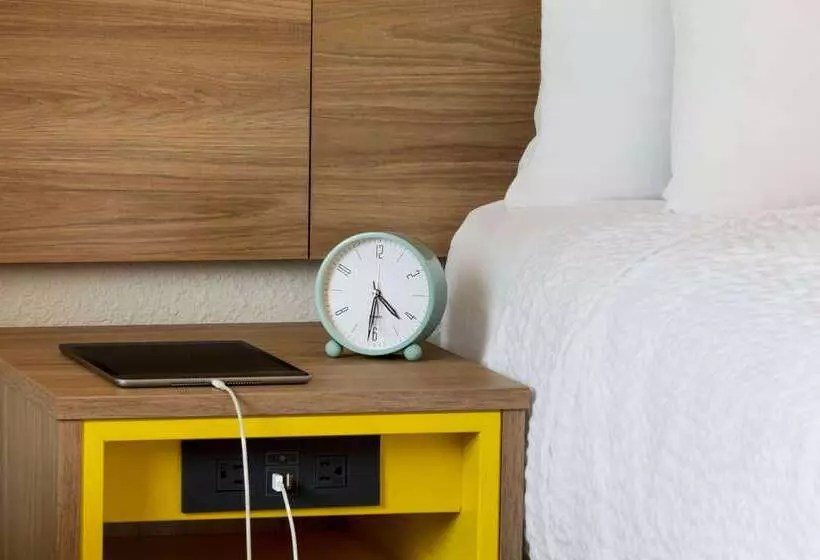 호텔 Bo, A Days Inn By Wyndham Chattanooga Downtown