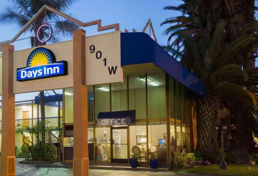 호텔 Days Inn By Wyndham Los Angeles Lax/venicebch/marina Delray