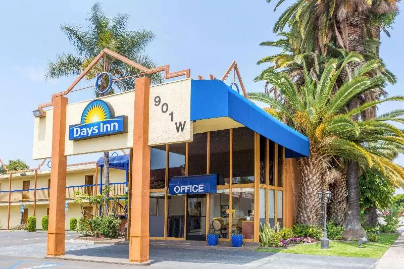 호텔 Days Inn By Wyndham Los Angeles Lax/venicebch/marina Delray