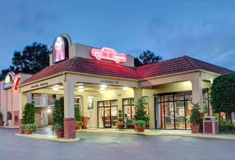 酒店 Days Inn By Wyndham Memphis At Graceland
