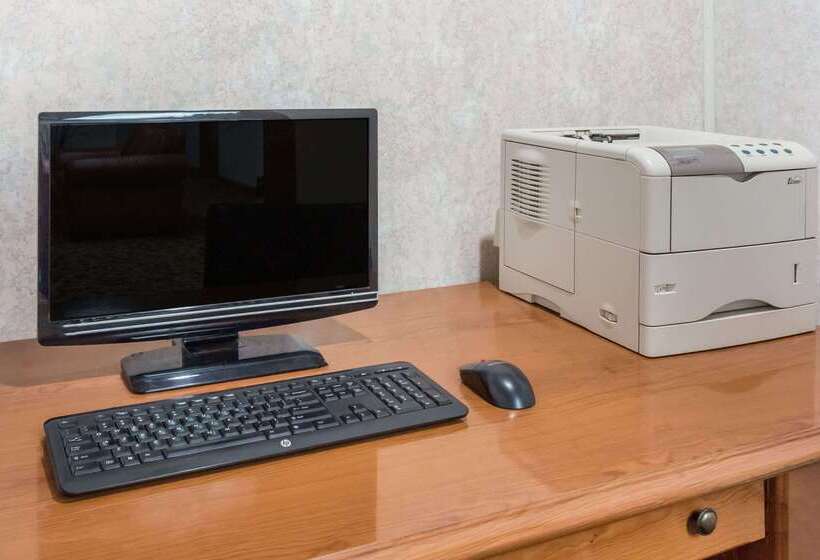 Szálloda Days Inn By Wyndham Staunton