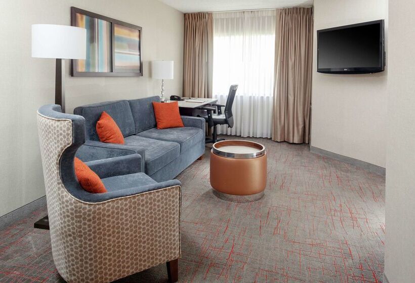 Отель Doubletree Suites By Hilton Dayton   Miamisburg