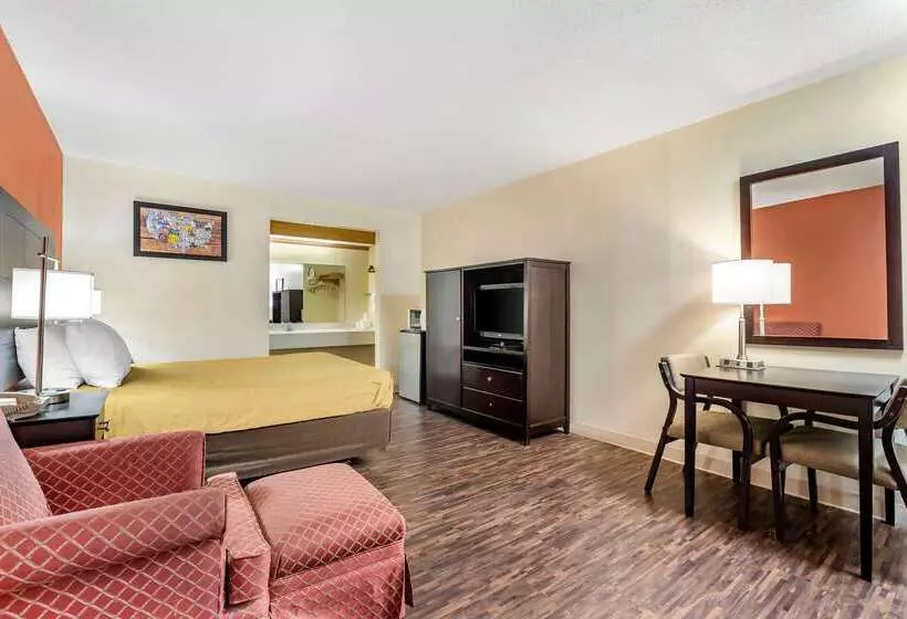 ホテル Econo Lodge Urbandale Northwest Des Moines