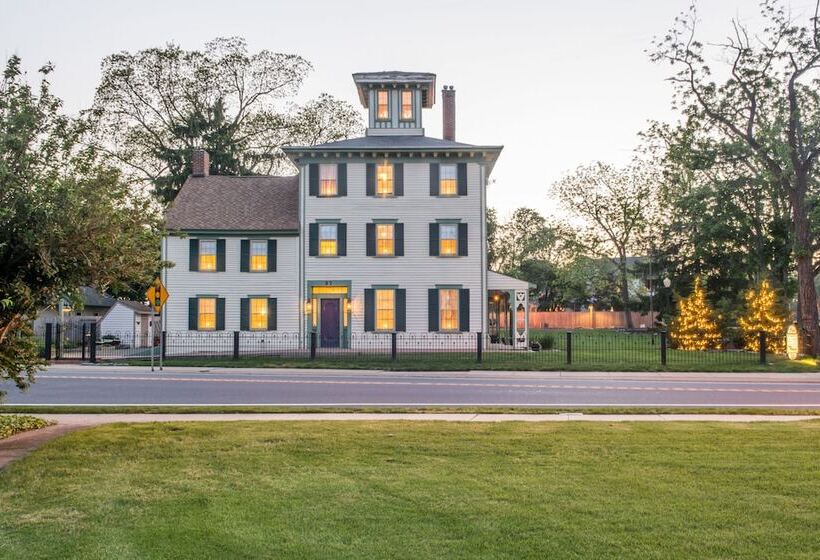 Hotelli Jonathan Pitney House