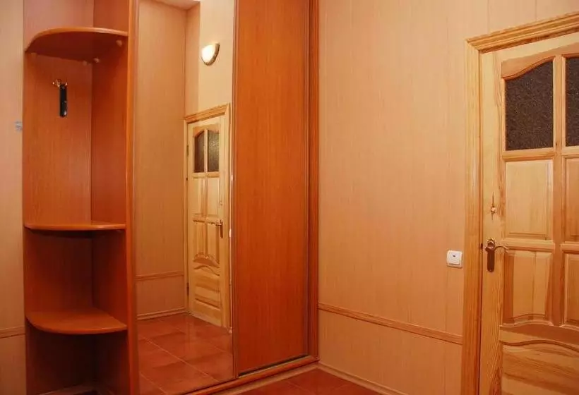 پانسیون House In Bohatyrska Street
