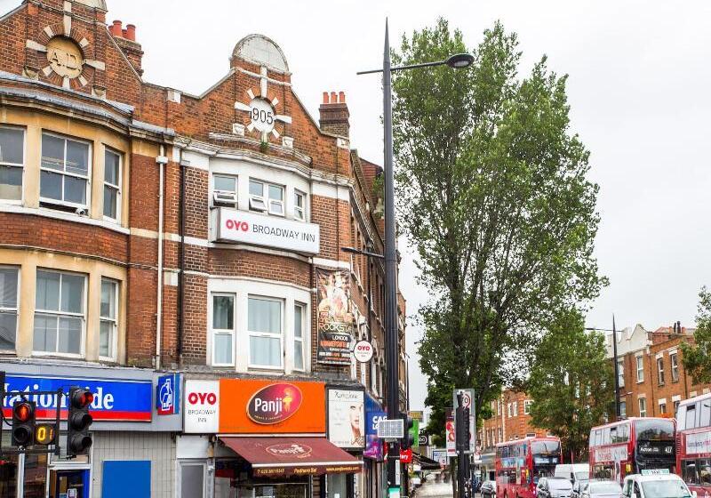 בית מלון כפרי Broadway Inn