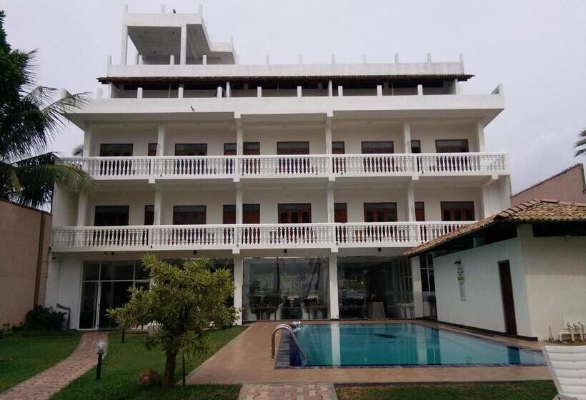 בית מלון כפרי Ocean View Cottage