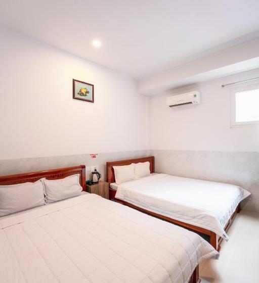 Pensão Thanh Ngọc Motel