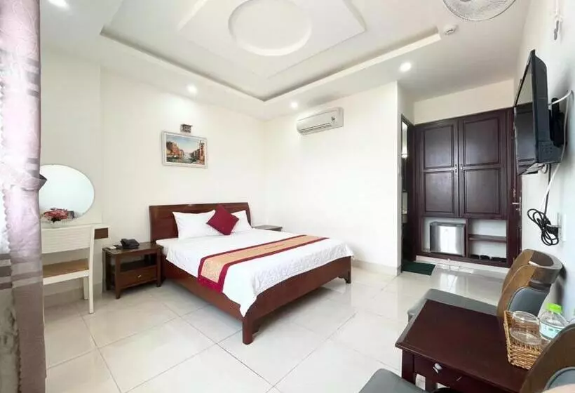 هتل Biển Ngọc