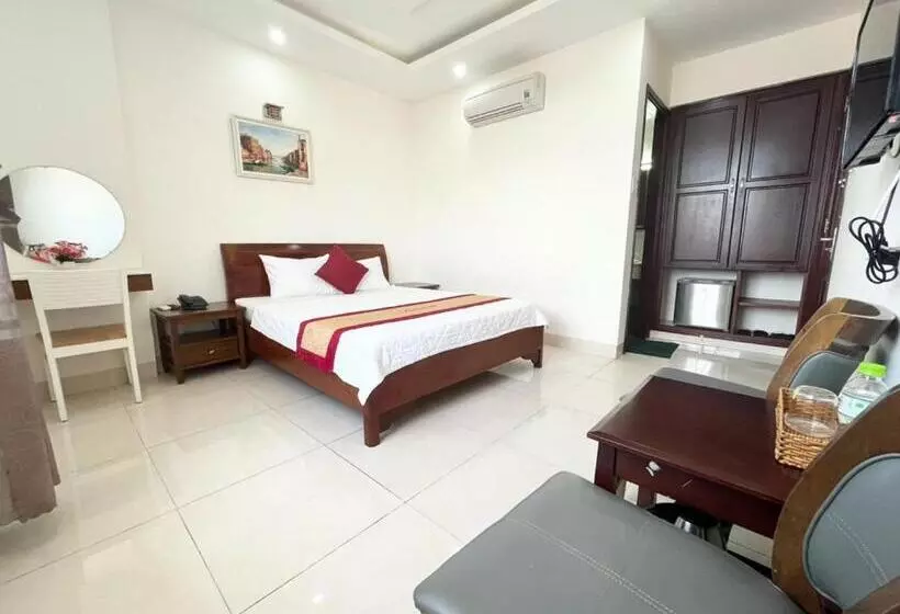 هتل Biển Ngọc