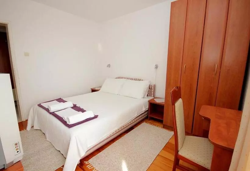 پانسیون Guesthouse Drašković