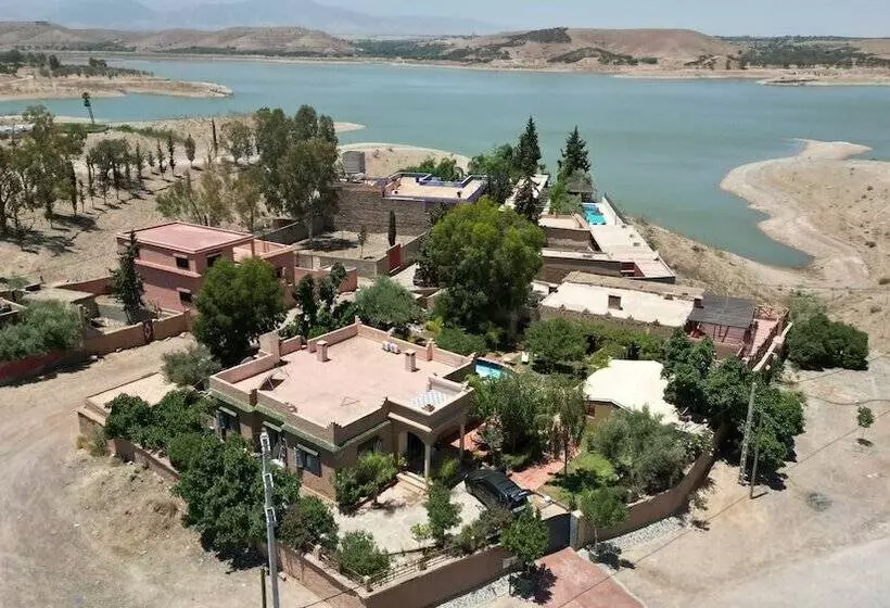 پانسیون Relais Esmeralda