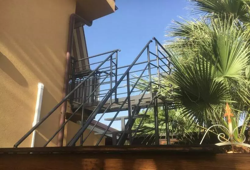 Aamiaismajoitus (B&B) La Scala Sul Giardino