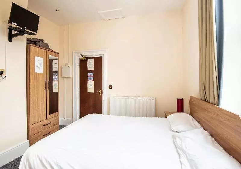 Hotelli The White Hart Inn