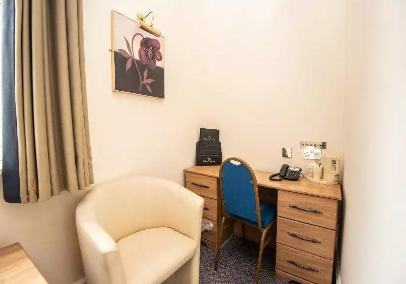 Hotelli The White Hart Inn