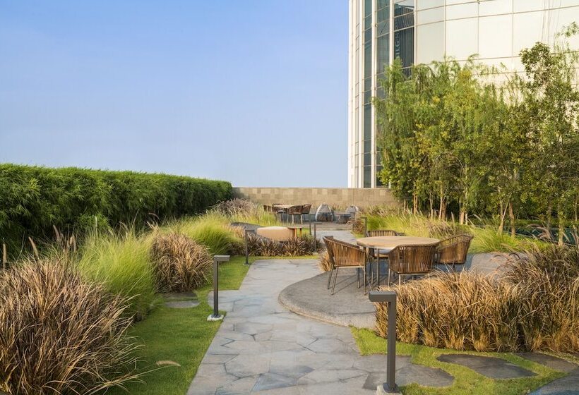 Swissotel Jakarta Pik Avenue