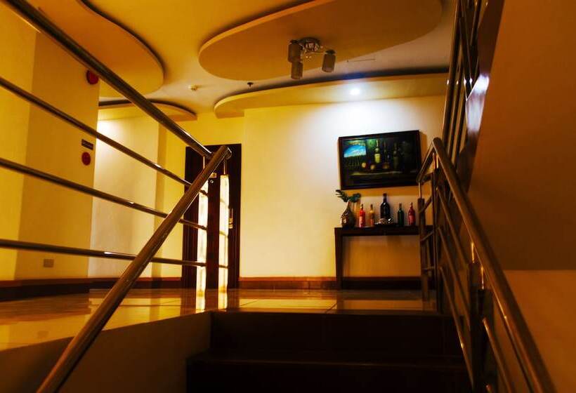 Big Daddy Hotel And Convention Center