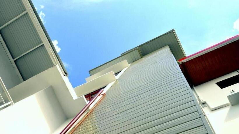 Big Daddy Hotel And Convention Center