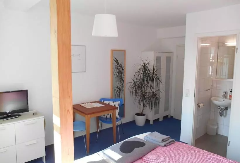 Hostelli Blackforest Sport & Bike Appartementhaus