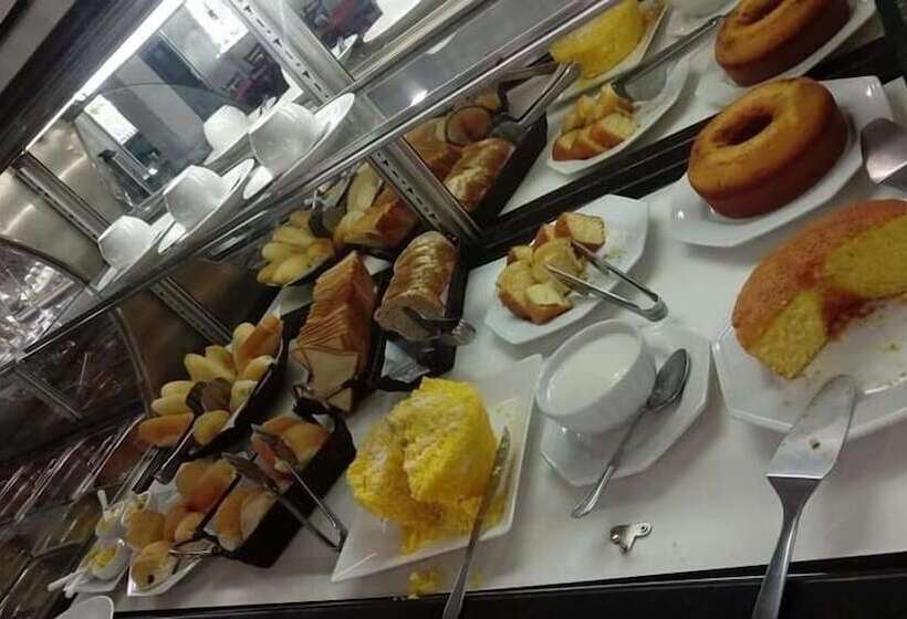 בית מלון כפרי Augustos