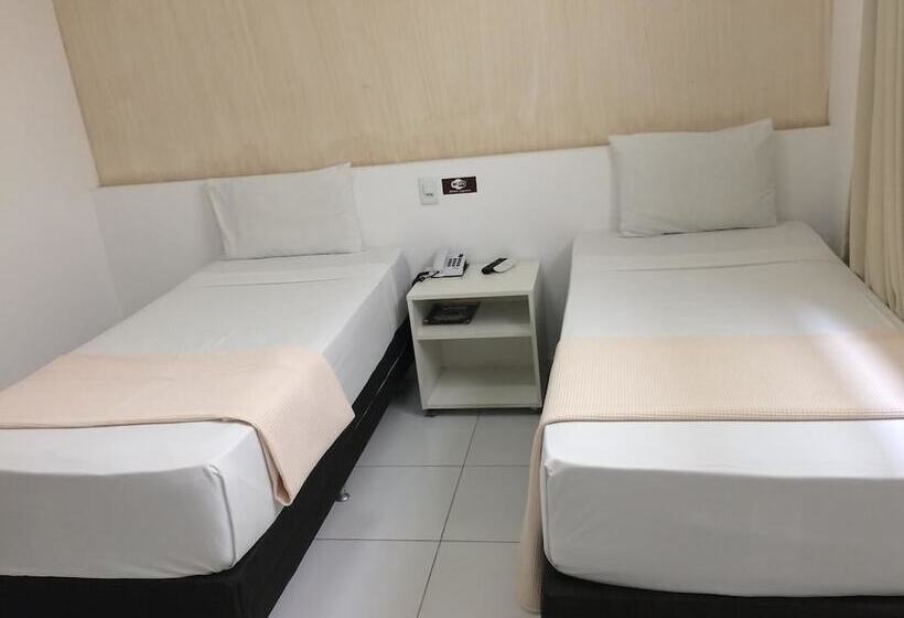 בית מלון כפרי Augustos