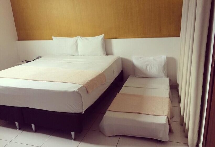 בית מלון כפרי Augustos