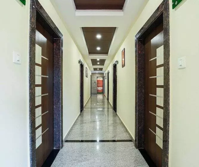Hotel Mbl Regency