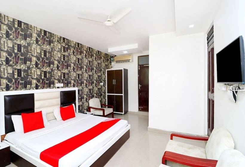 Hotell Plazza By Oyo Rooms