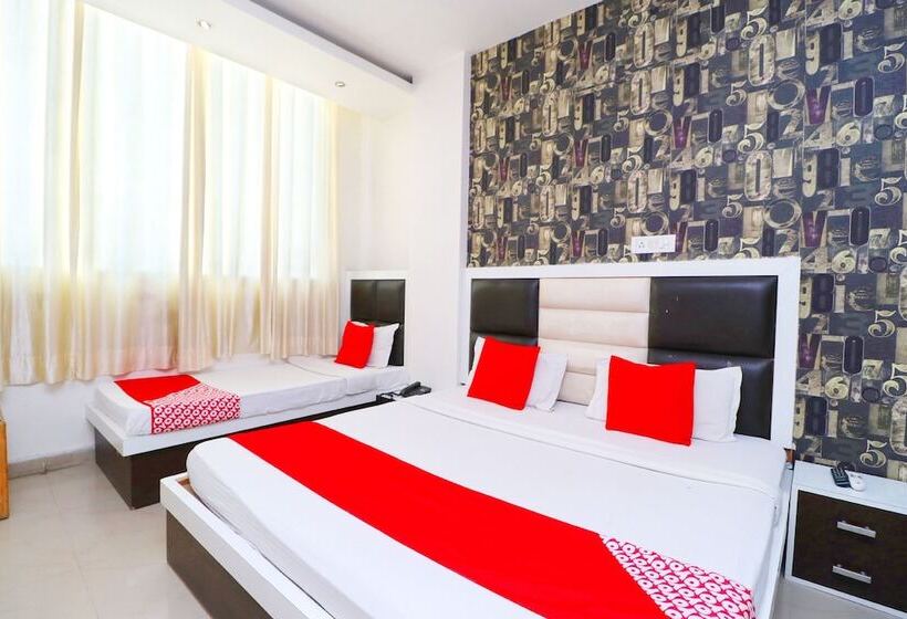 Hotell Plazza By Oyo Rooms