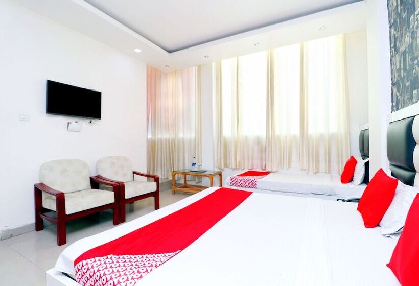 Hotell Plazza By Oyo Rooms