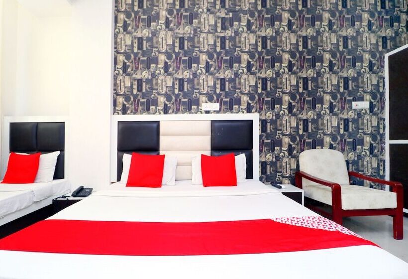 Hotell Plazza By Oyo Rooms