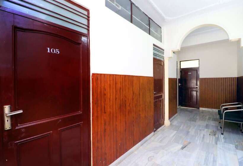 Hotell Plazza By Oyo Rooms