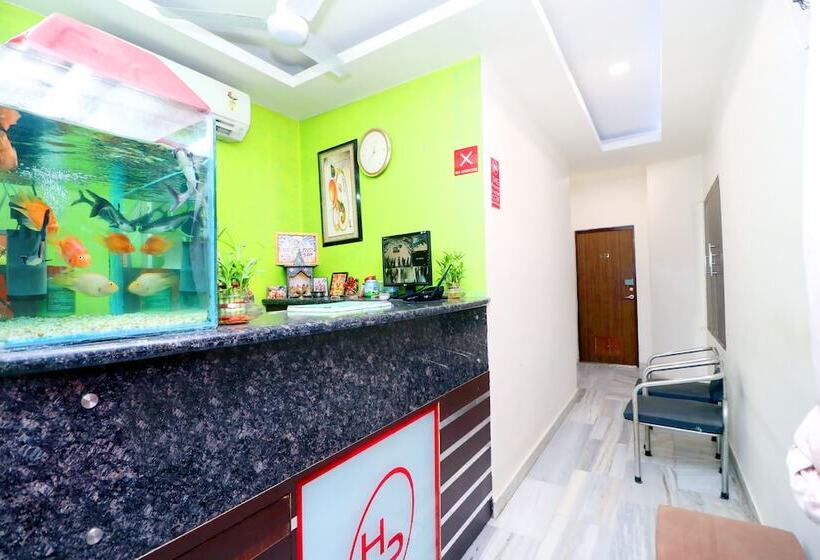 Hotell Plazza By Oyo Rooms