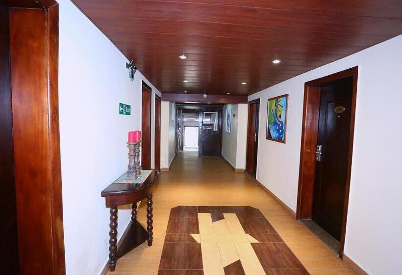 בית מלון כפרי The Cape