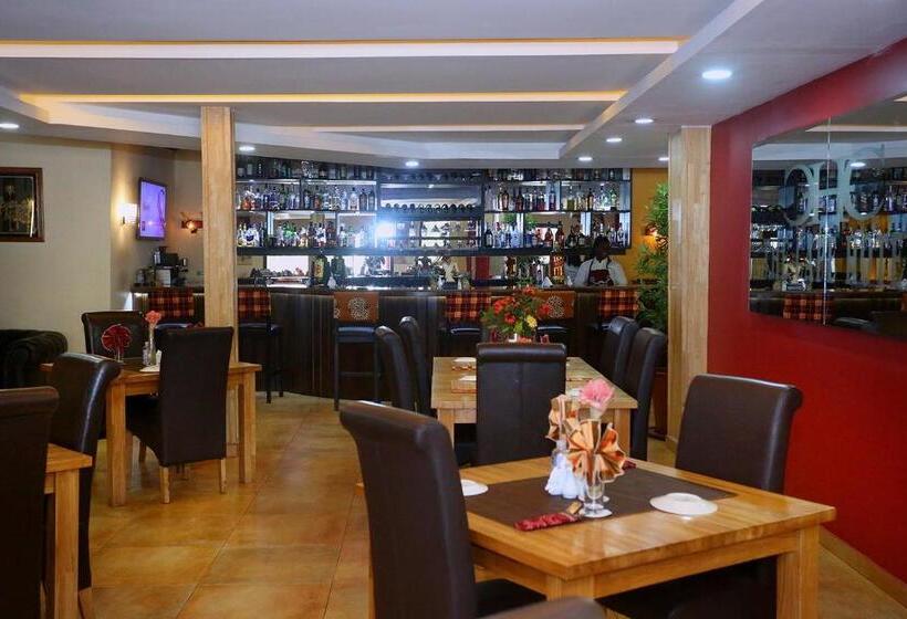 בית מלון כפרי The Cape