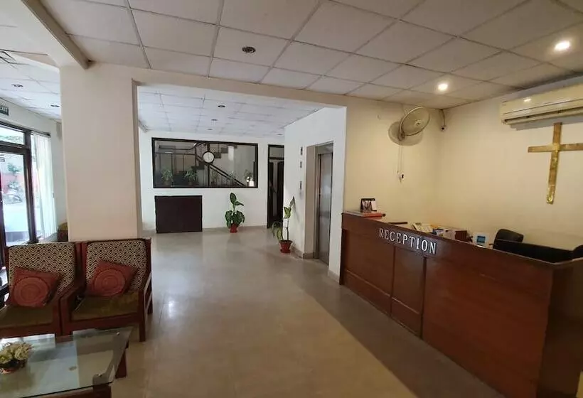 هتل Ywca International Guest House
